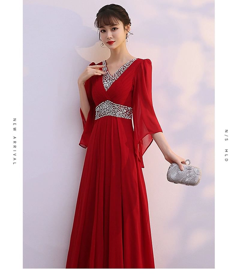Black 3/4-Sleeve V-Neck Lace Panel A-Line Maxi Dress - Altfashion Shop