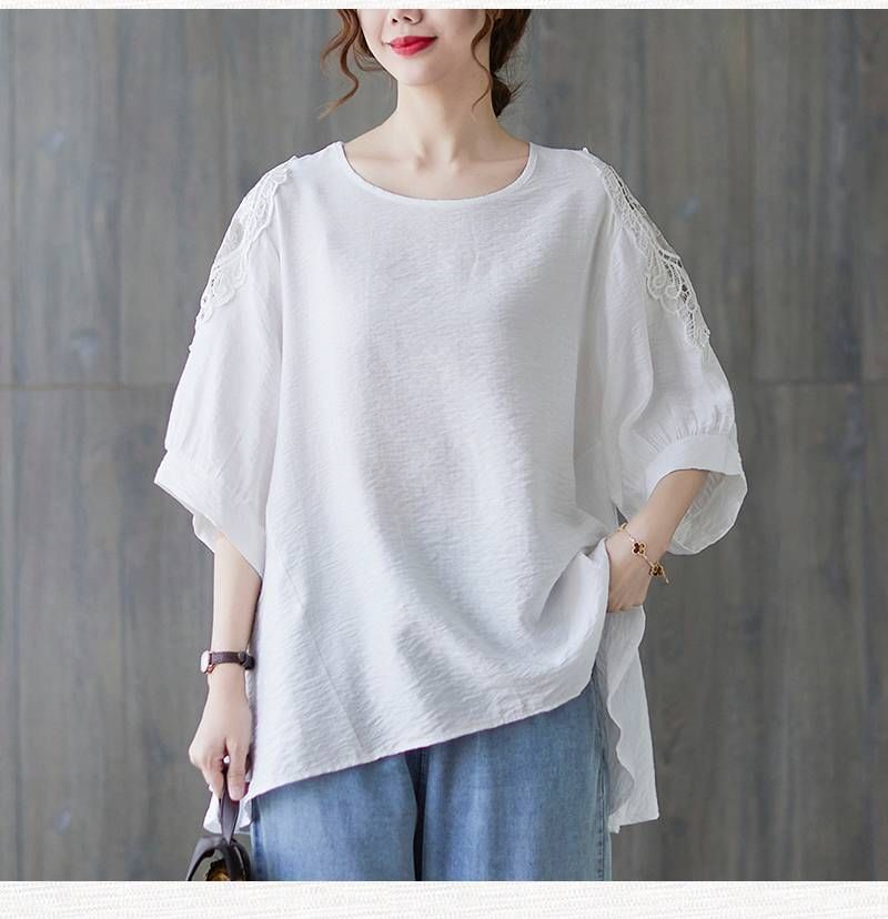 Asymmetric Lace-Panelled Three-Quarter Sleeved Round-Neck Tee