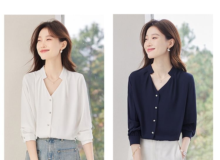 Plain V-Neck Long-Sleeved Blouse