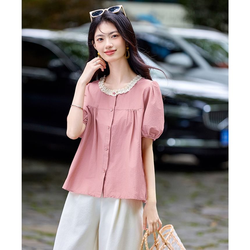 Short-Sleeve Round Neck Lace Blouse