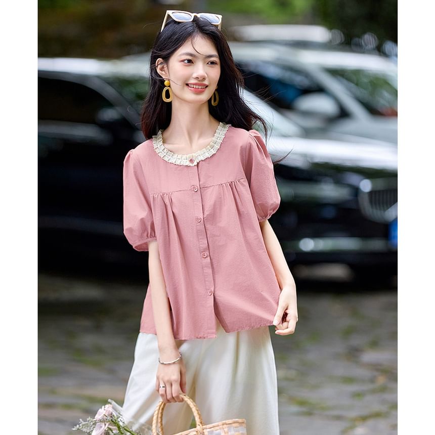 Short-Sleeve Round Neck Lace Blouse