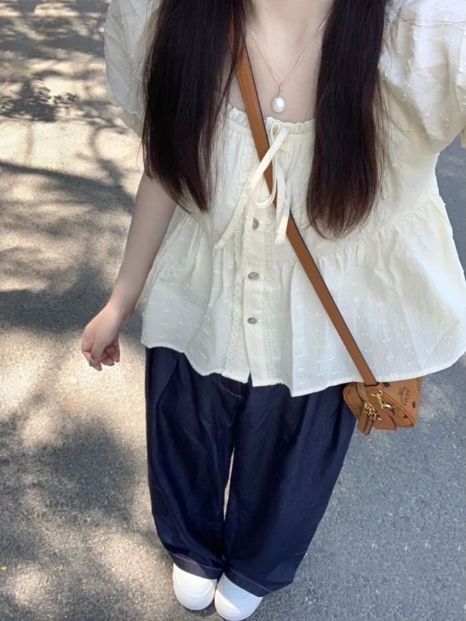 Scoop Neck Lace Peplum Blouse
