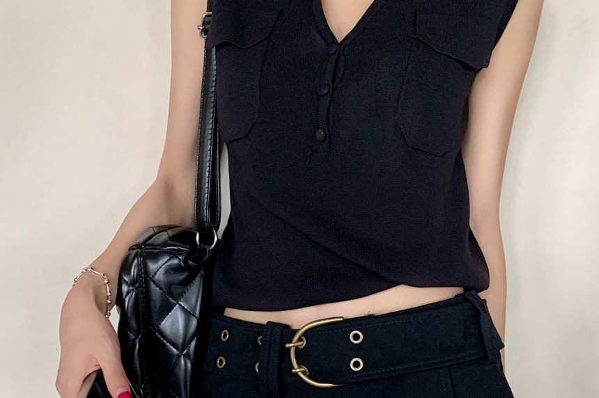 Low Waist Belt Accent Plain A-Line Mini Skirt