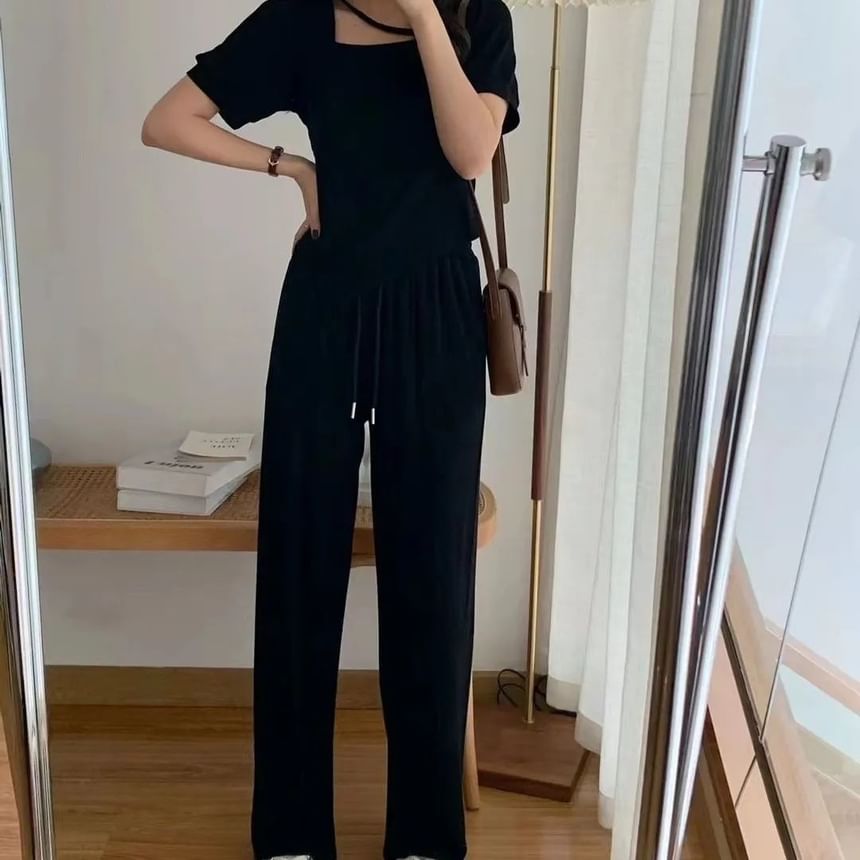 Asymmetric Short-Sleeved Crop Top & Drawstring Sweatpants Set