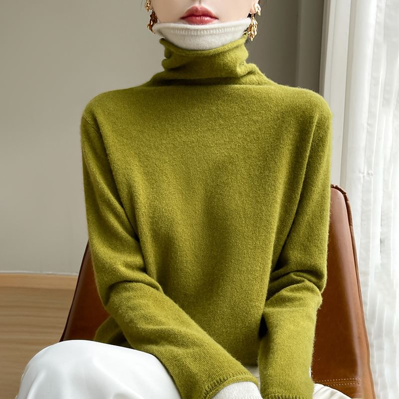 Mock Two-Piece Turtleneck Long-Sleeved Knit Top