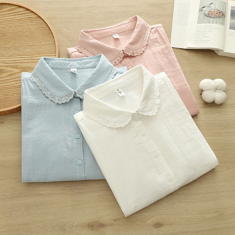 Puff-Sleeved Lace-Trimmed Plain Blouse