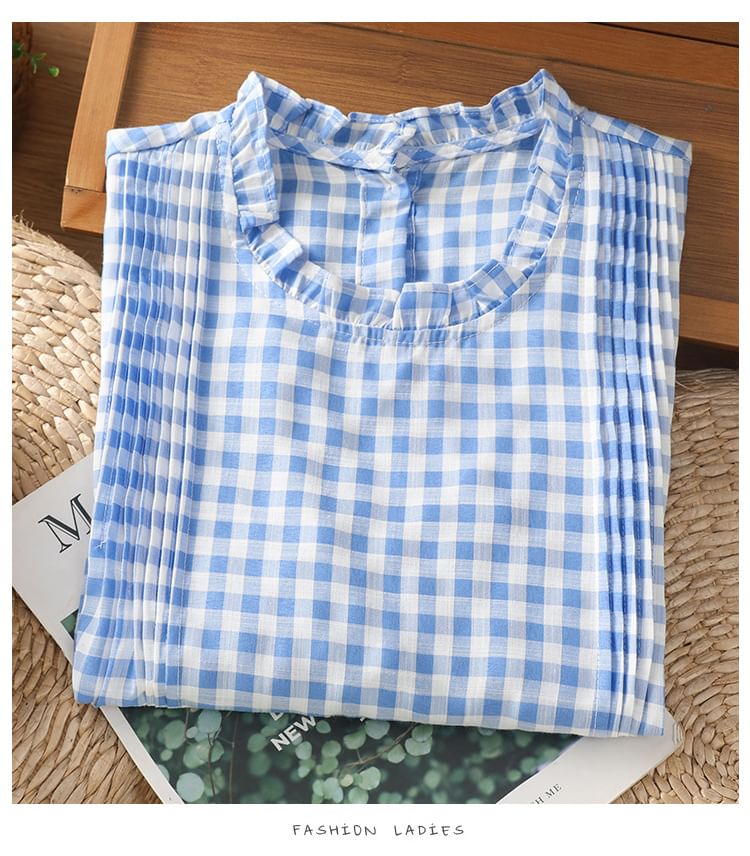 Plaid Sleeveless Crew-Necked Ruffled Blouse
