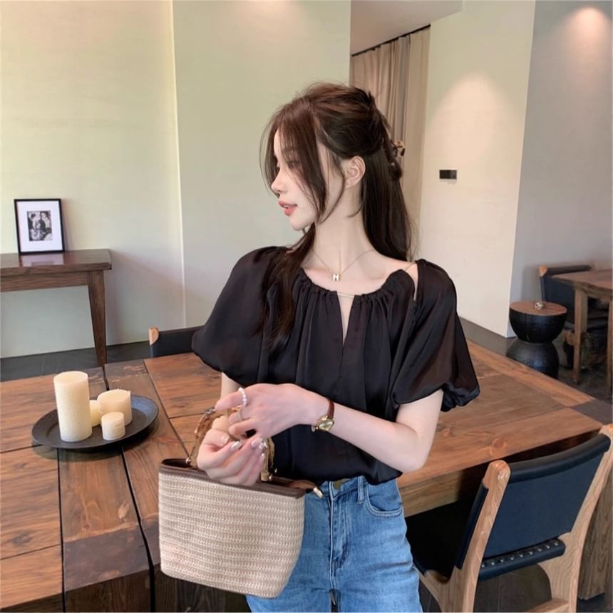 Plain Cutout Ruched Puff-Sleeved Notch-Necked Blouse