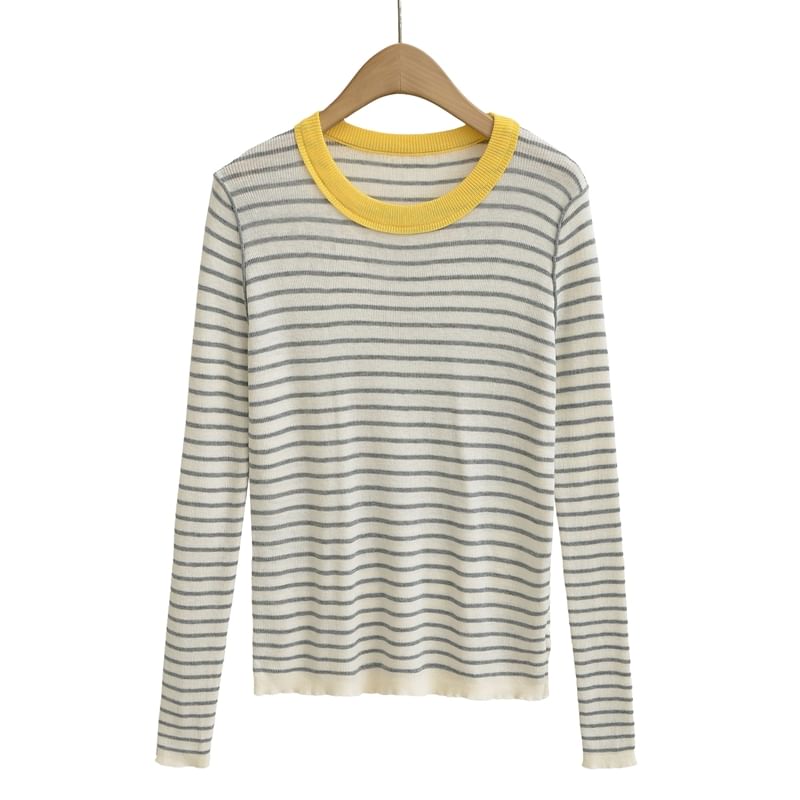 Striped Knit Round-Neck Long-Sleeved Top