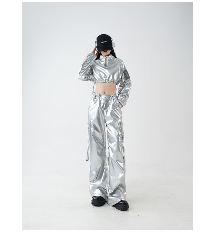 Metallic Half-Zip Cropped Sweatshirt with Drawstring Baggy Cargo Pants