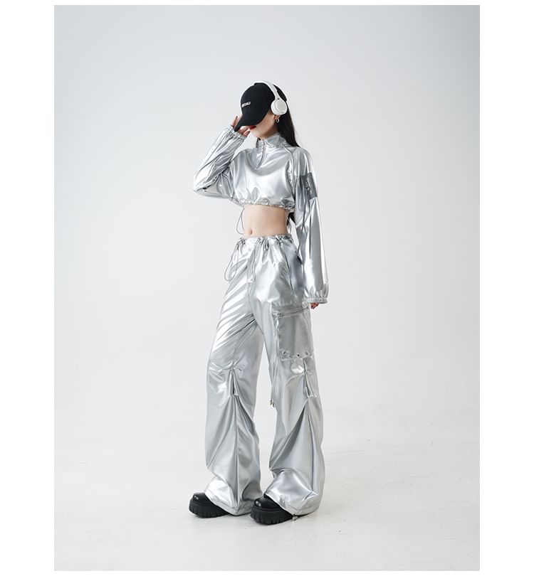 Metallic Half-Zip Cropped Sweatshirt with Drawstring Baggy Cargo Pants