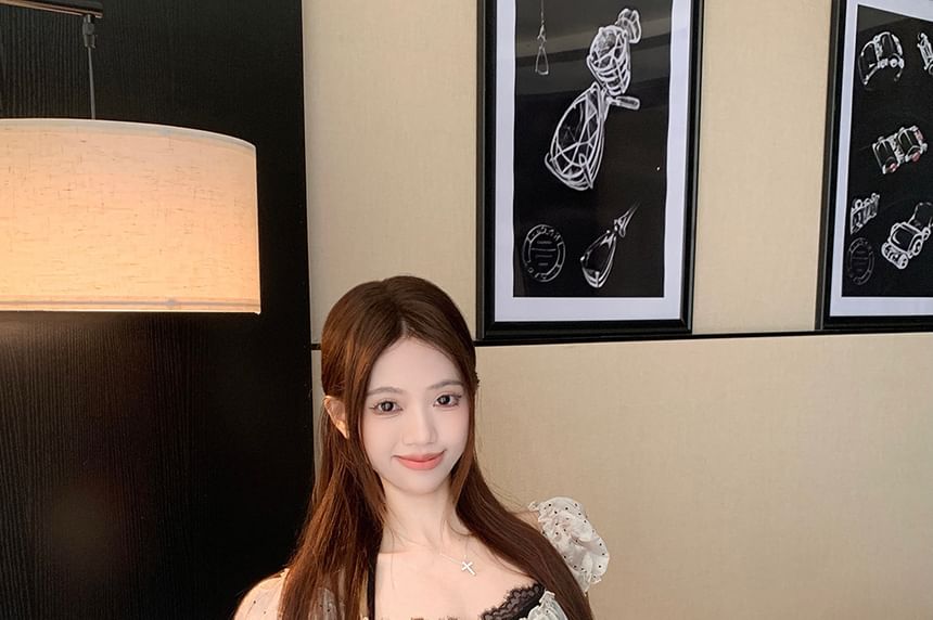 Puff-Sleeve Blouse and Lace Top Set