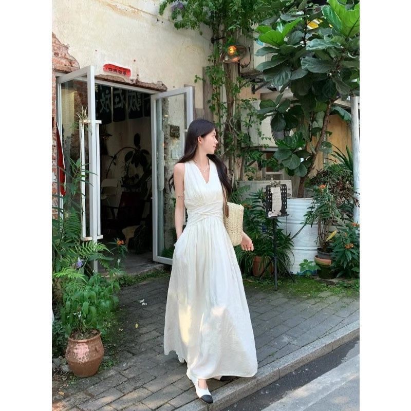 Sleeveless Halter Plain Maxi A-Line Dress