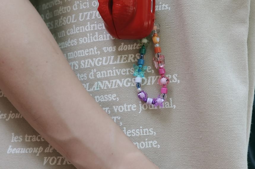 Lip Apple AirPods / Pro Earphone Case Skin