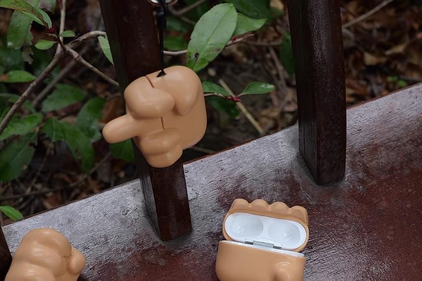 Fist Apple AirPods / Pro Earphone Case Skin