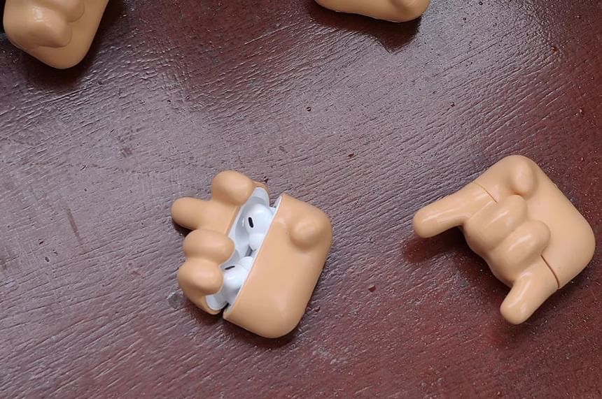 Fist Apple AirPods / Pro Earphone Case Skin