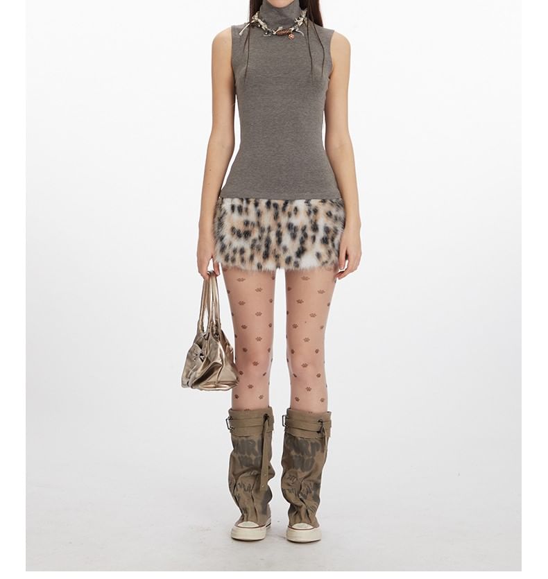 Plain Mock-Neck Sleeveless Tank Top