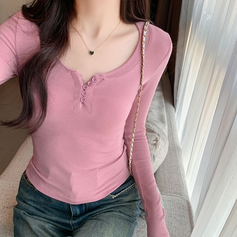 Plain Slim-Fit Half-Button V-Neck Tee, Long-Sleeved