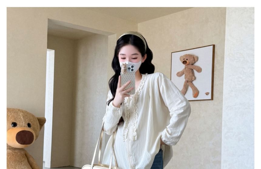 Ruffled Maternity Blouse with Puff Sleeves and V-Neck
