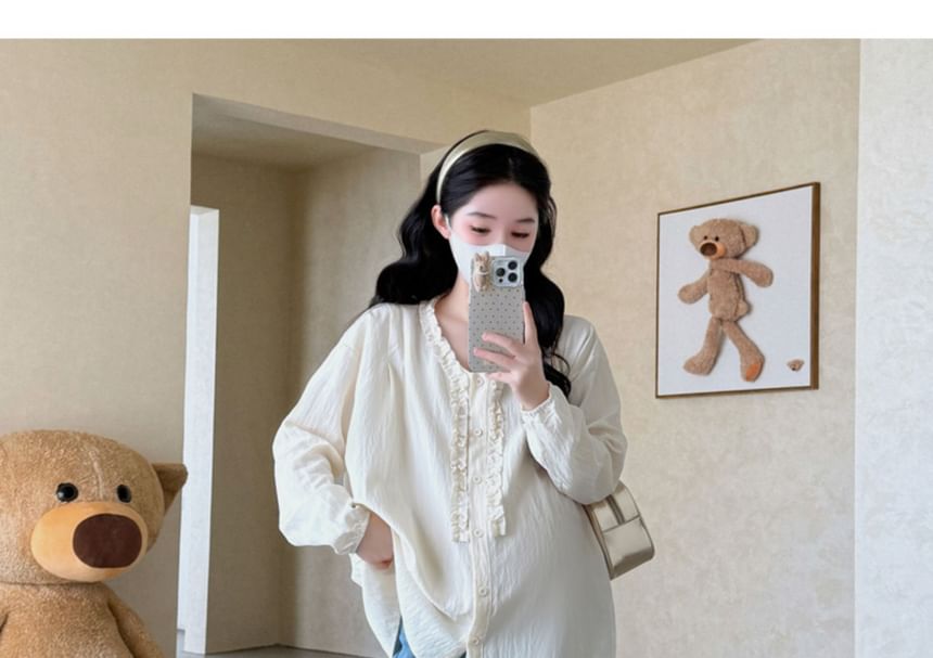 Ruffled Maternity Blouse with Puff Sleeves and V-Neck