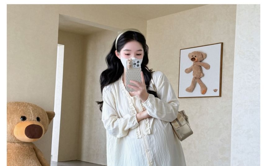 Ruffled Maternity Blouse with Puff Sleeves and V-Neck