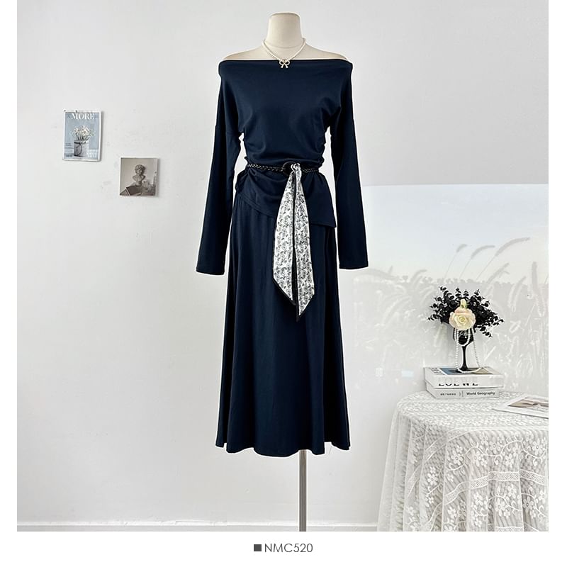 Plain Loose-Fit Off-Shoulder Tee & High-Rise Maxi Skirt Set, Long-Sleeved