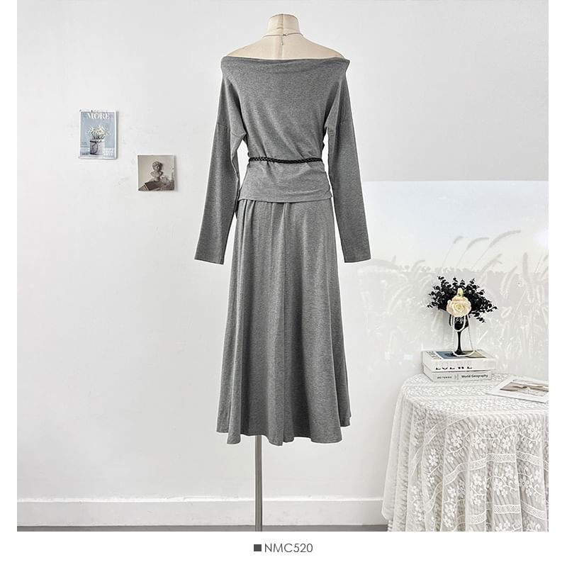 Plain Loose-Fit Off-Shoulder Tee & High-Rise Maxi Skirt Set, Long-Sleeved