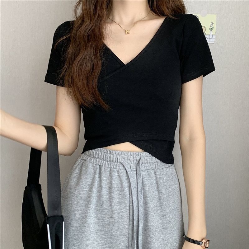 Plain Wrap V-Neck Short-Sleeved Cropped Tee