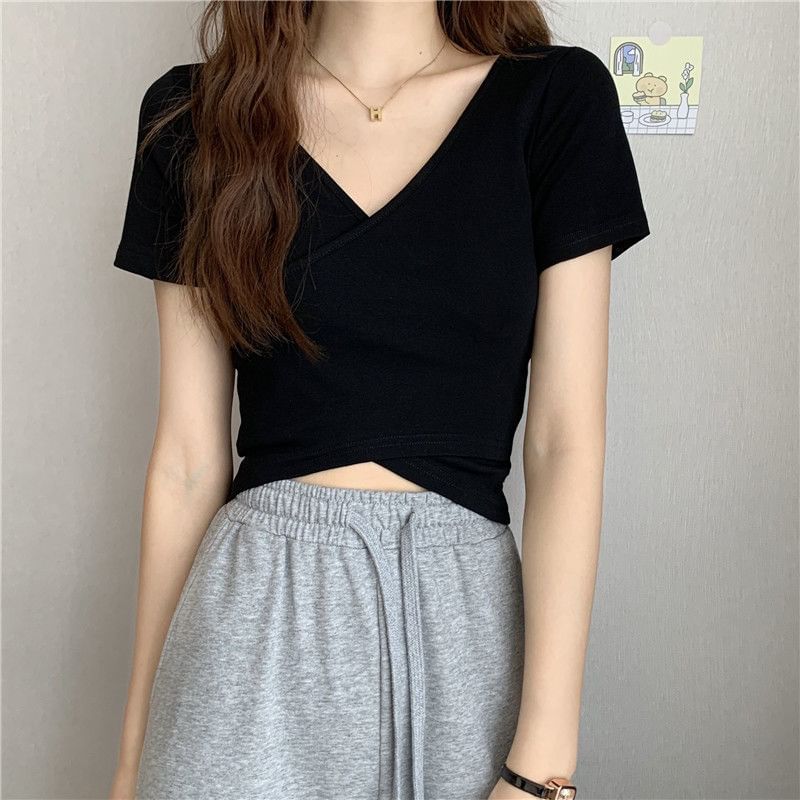Plain Wrap V-Neck Short-Sleeved Cropped Tee
