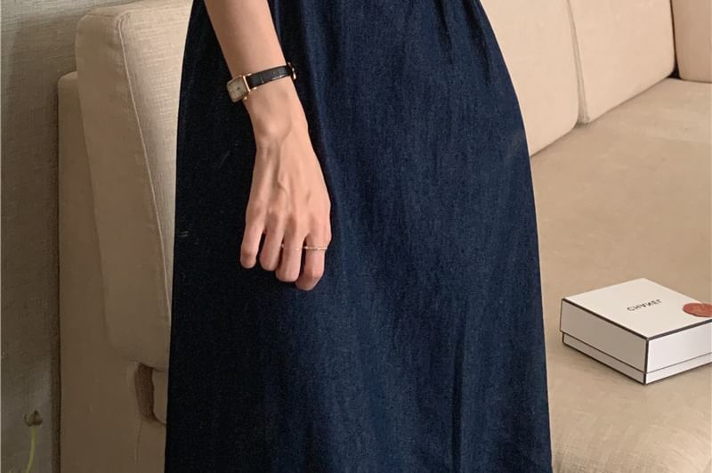 Puff-Sleeve Round Neck Plain Ruched Blouse / Denim Maxi Jumper Dress
