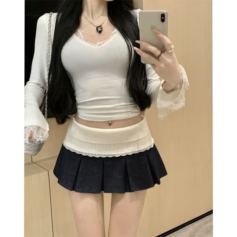 Two-Tone Pleated Mini Skirt with Low Waist