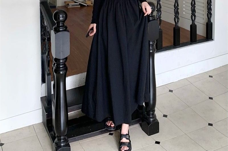 Long Sleeve Square Neck Plain Maxi A-Line Dress