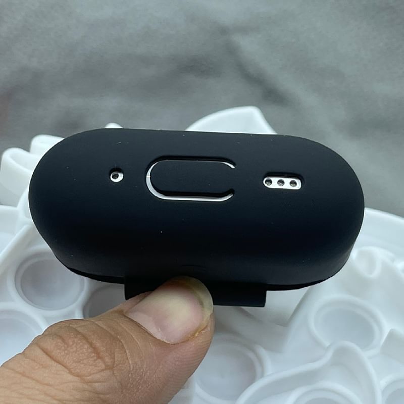 Plain Silicone Apple AirPods Pro Earphone Case Skin with Strap