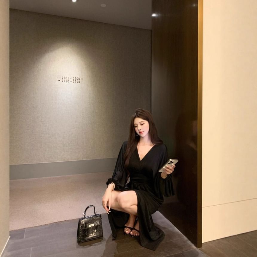 Long-Sleeve V-Neck Plain Slit Maxi Sheath Dress