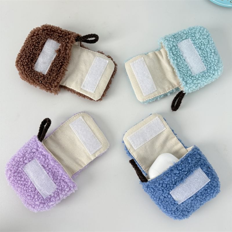 Faux Shearling Label Applique Airpod Earphone Case Skin