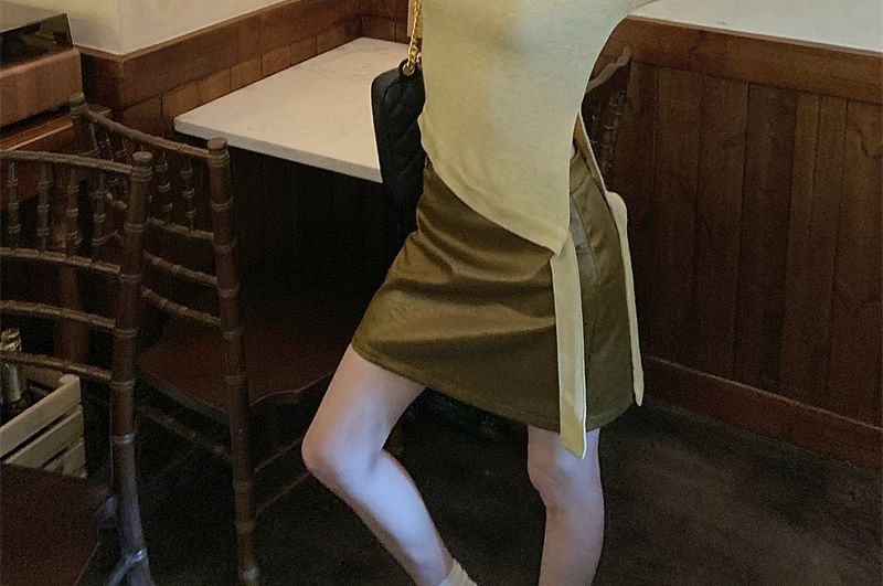 Crew Neck Asymmetrical T-Shirt with Faux Leather Mini Pencil Skirt
