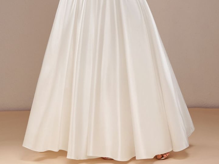 Spaghetti Strap V-Neck Plain Evening Gown
