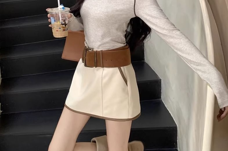 Crew Neck Contrast Trim Tee with Mini A-Line Skirt