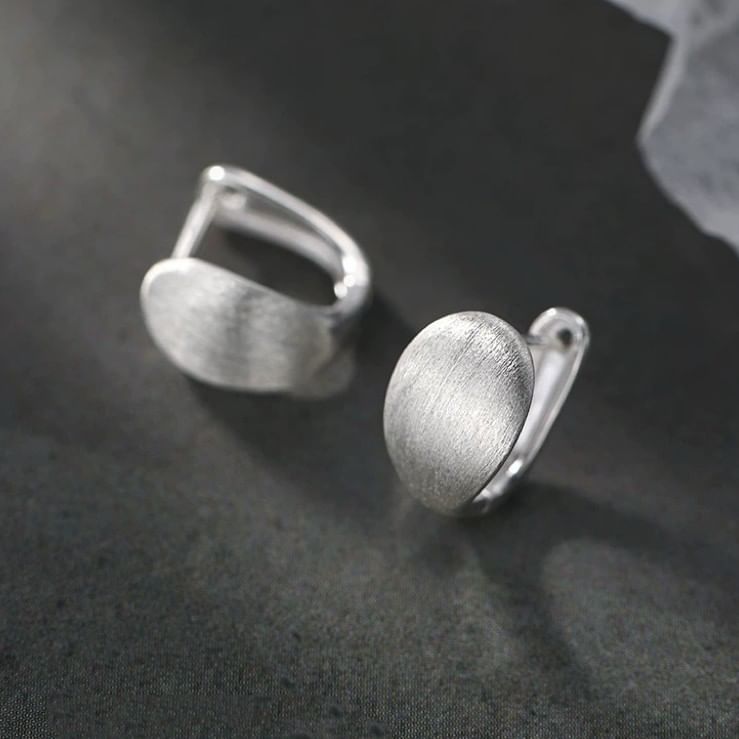 Oval Alloy Stud Earring