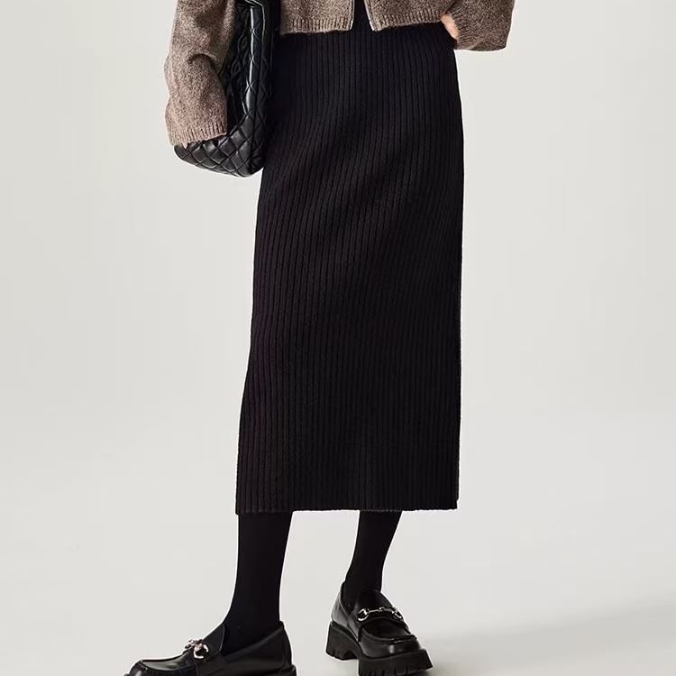 Knit Midi H-Line Skirt with High Rise