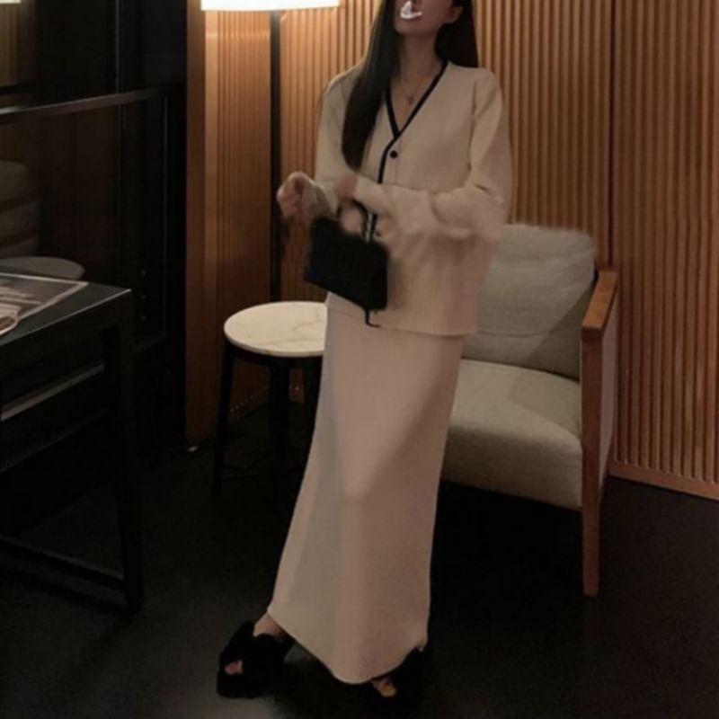 V-Neck Contrast Trim Cardigan with Knit Maxi H-Line Skirt Set