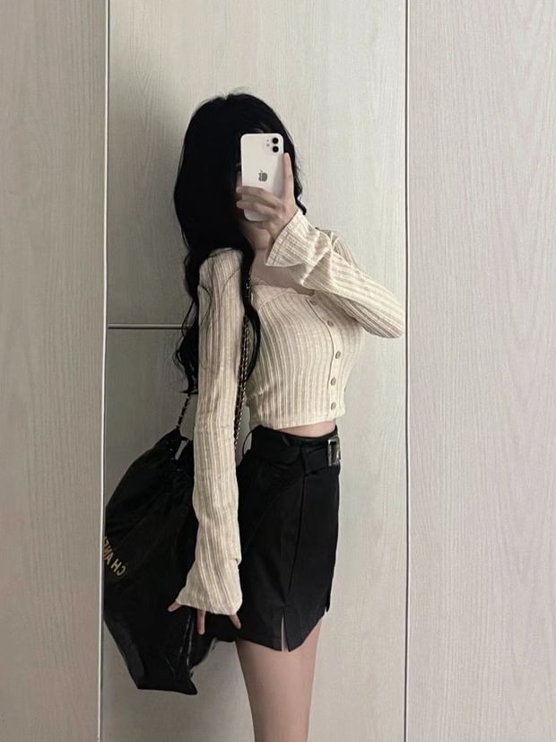 Ribbed Cropped Knit Cardigan with Lace Trim, Buttons and Long Sleeves