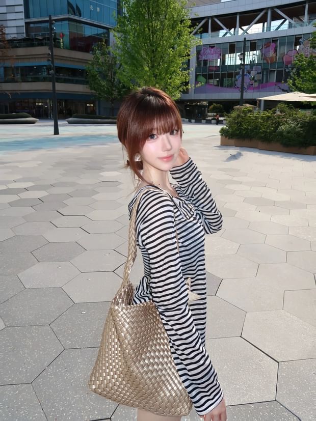 Striped Henley Tee with Boat Neckline and Extended Sleeves