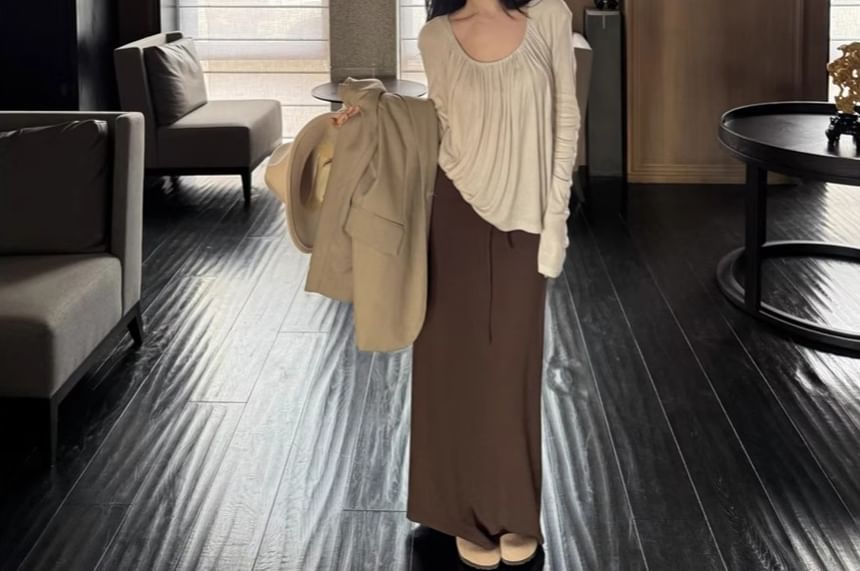 U-Neck Solid Top with Long Sleeves & High-Waist A-Line Maxi Skirt