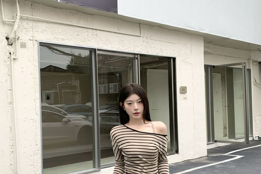Long-Sleeve Off Shoulder Striped Top / Spaghetti Strap Maxi A-Line Dress