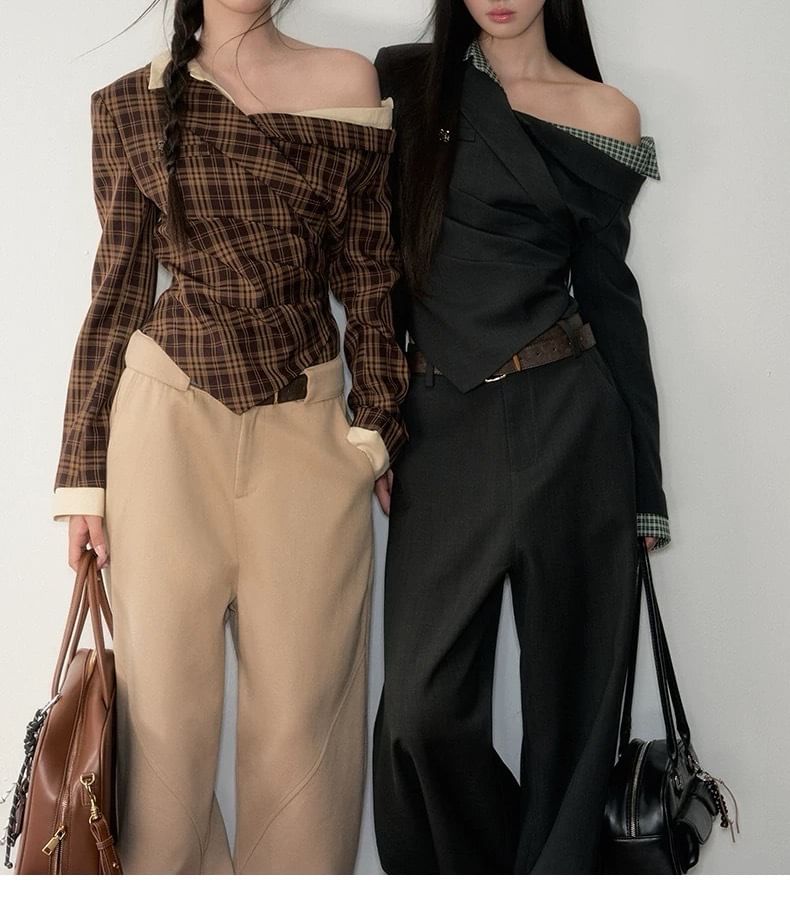 Asymmetric One-Shoulder Blouse with Long Sleeves & High-Waist Baggy Trousers