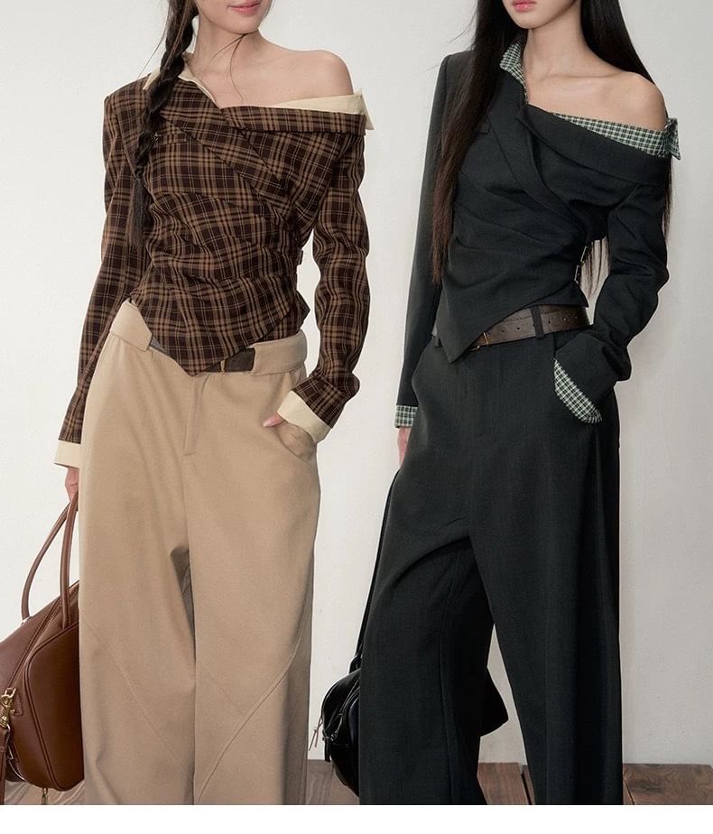 Asymmetric One-Shoulder Blouse with Long Sleeves & High-Waist Baggy Trousers