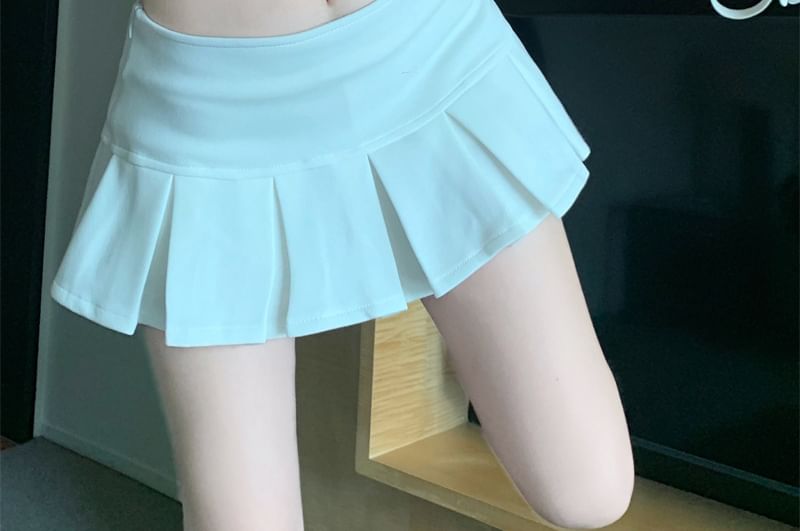 Mini Pleated Skirt with Mid Rise