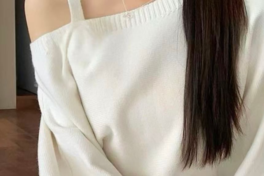 Cold Shoulder Plain Knit Pullover Sweater