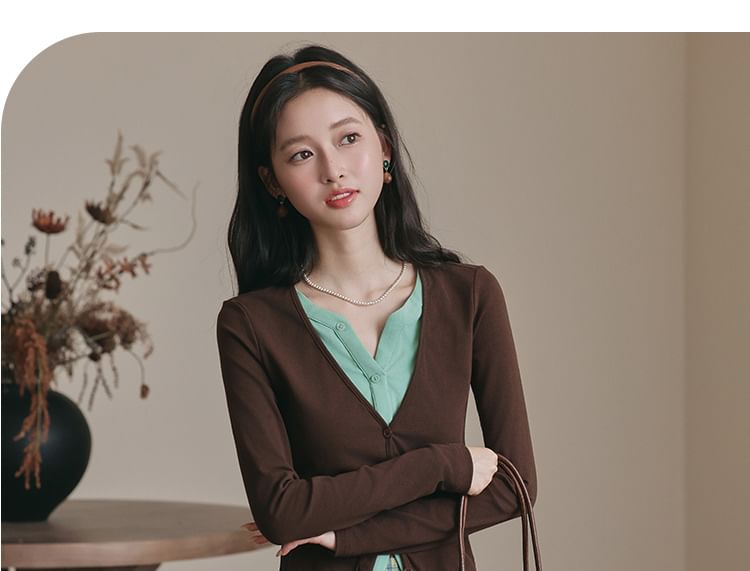 Notch Neck Two-Tone Cardigan & Plaid Pleated Midi Skirt Set